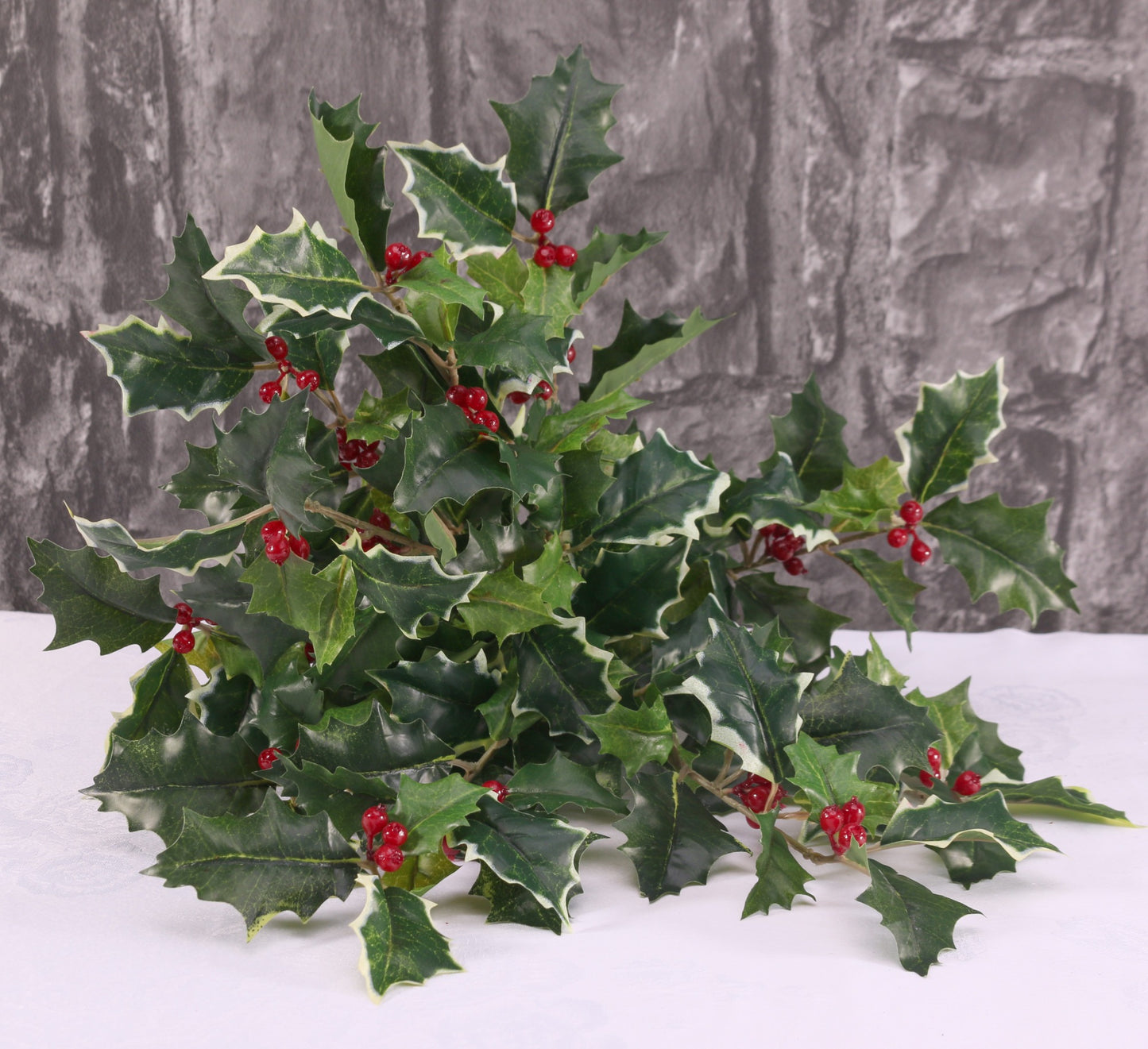 40cm Mixed Green Holly Bush