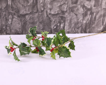 63cm Mixed Green Holly Spray