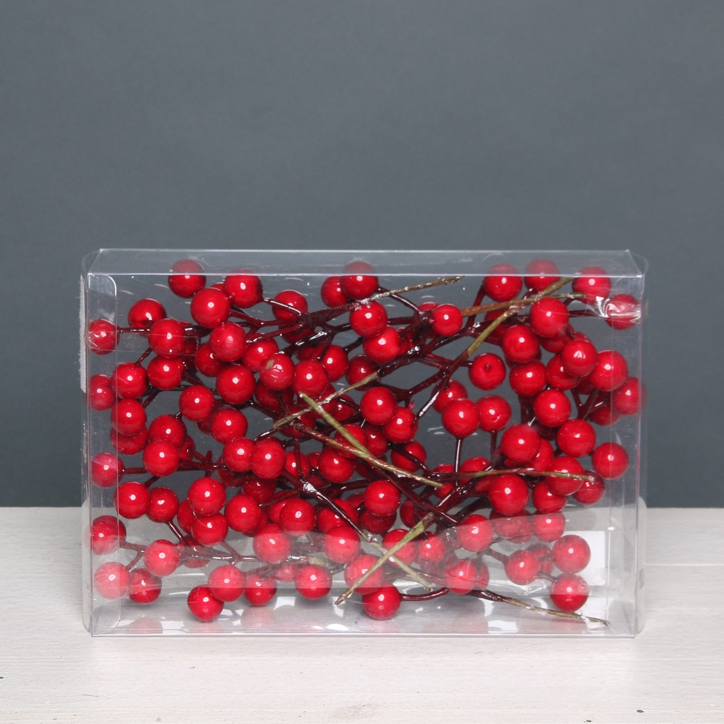 Large Bright Red Berries Spray (12 bunches)