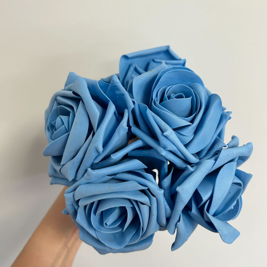 Bunch of 5 China Blue Foam Open Tea Rose