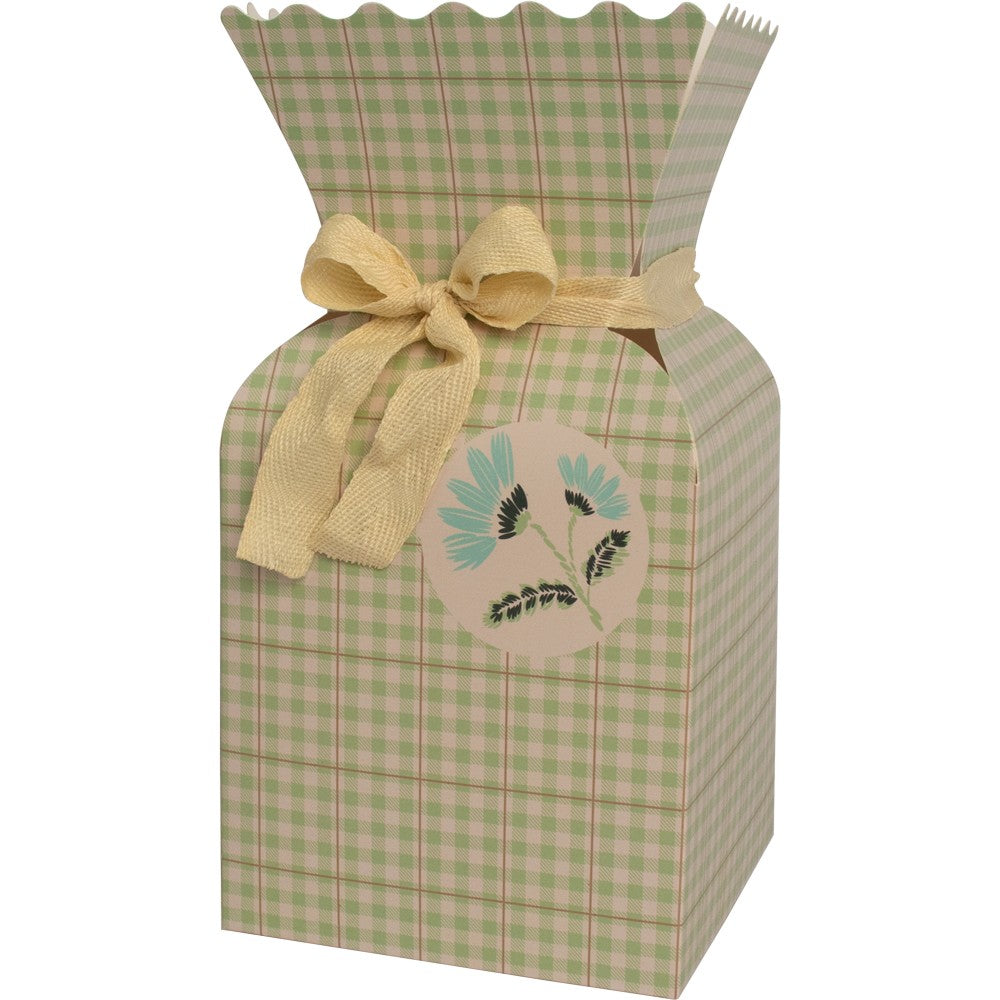 Green Picnic Field Bouquet Box